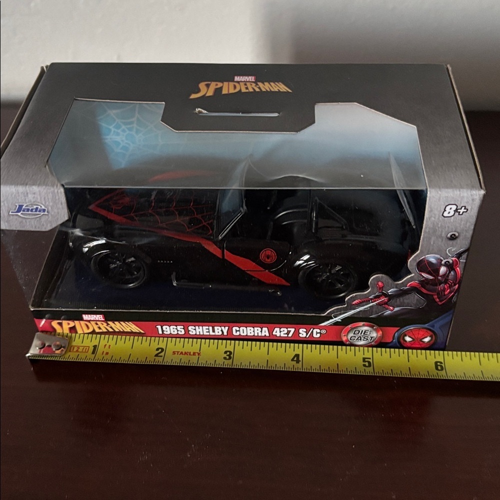 Jada Diecast Spider-Man - 1965 Shelby Cobra 427 S/C For Ages 8+ - Picture 7 of 8